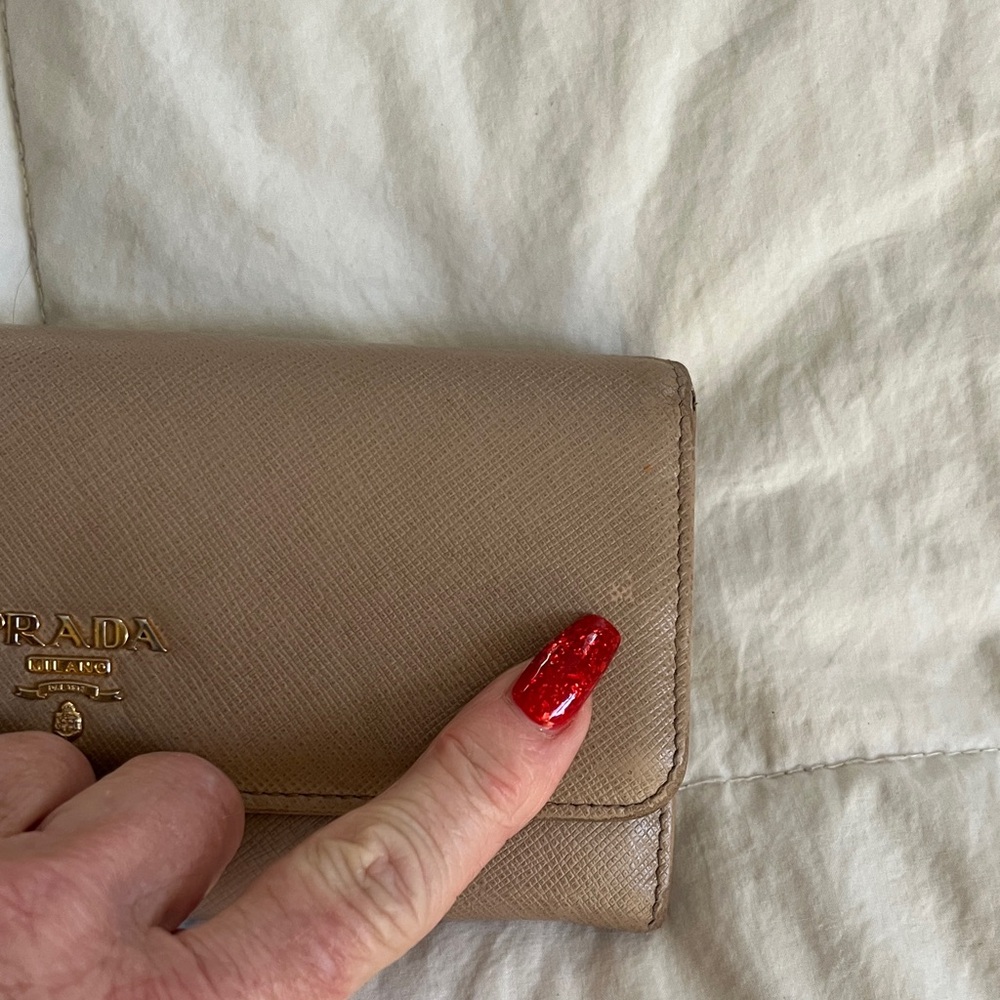 Prada Tan Leather Wallet with Gold Logo - Picture 12 of 13